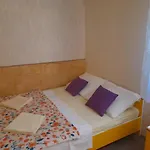 Konukevi Pansion Adria Haus