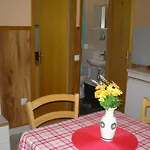 Konukevi Pansion Adria Haus Posedarje