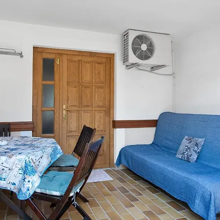 Pansion Adria Haus 3* Posedarje
