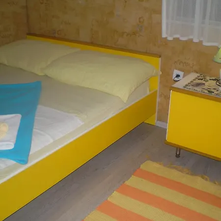 Pansion Adria Haus 3* بوسيدارجي