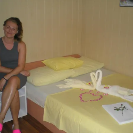 Πανσιόν Pansion Adria Haus 3*