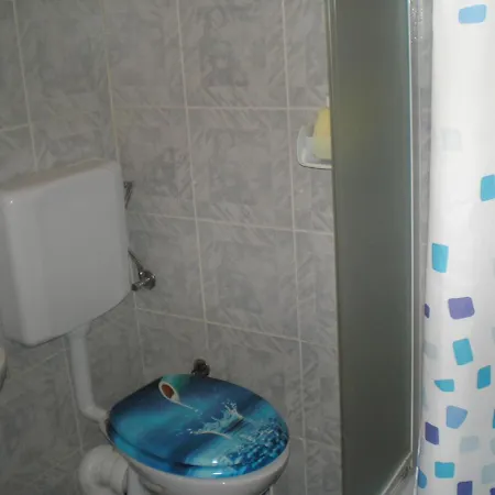 بيت ضيافة Pansion Adria Haus بوسيدارجي