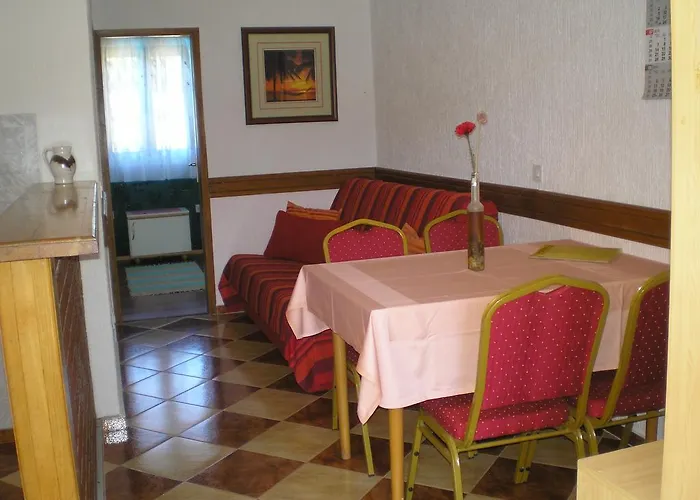 Pansion Adria Haus Posedarje