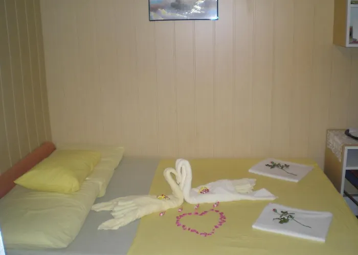 Pansion Adria Haus Pensjonat Posedarje