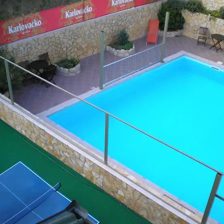 Vendégház Pansion Adria Haus 3*