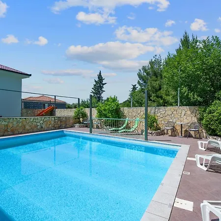 Pansion Adria Haus Penzion