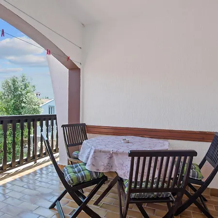Pansion Adria Haus 3* Posedarje