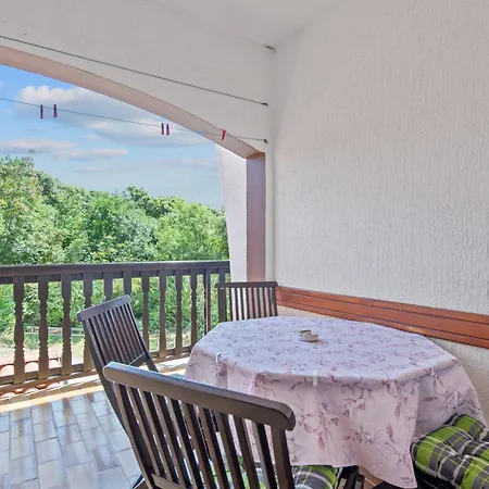 Pansion Adria Haus 3*
