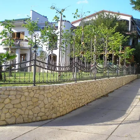 Pansion Adria Haus Гостевой дом 3*