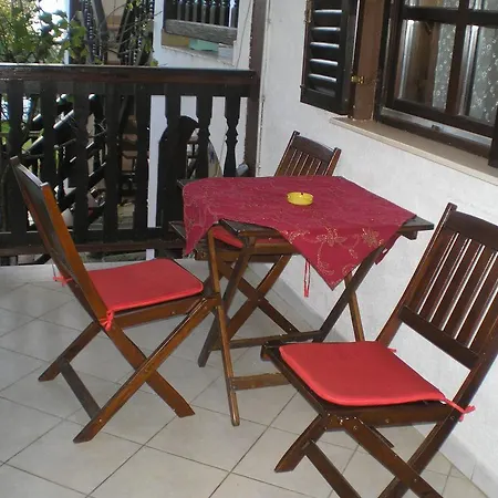 Pansion Adria Haus 3*