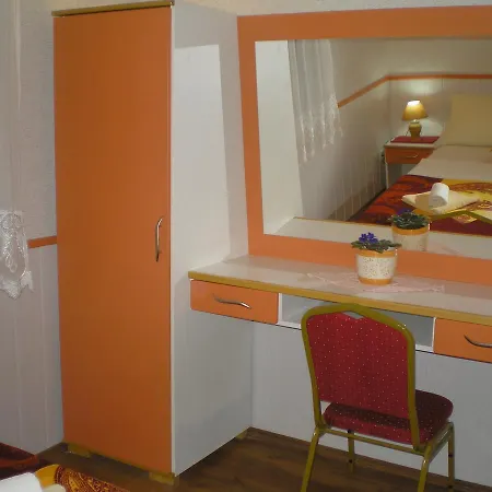 Pansion Adria Haus Vendégház Posedarje