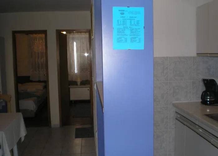 Pansion Adria Haus 게스트하우스